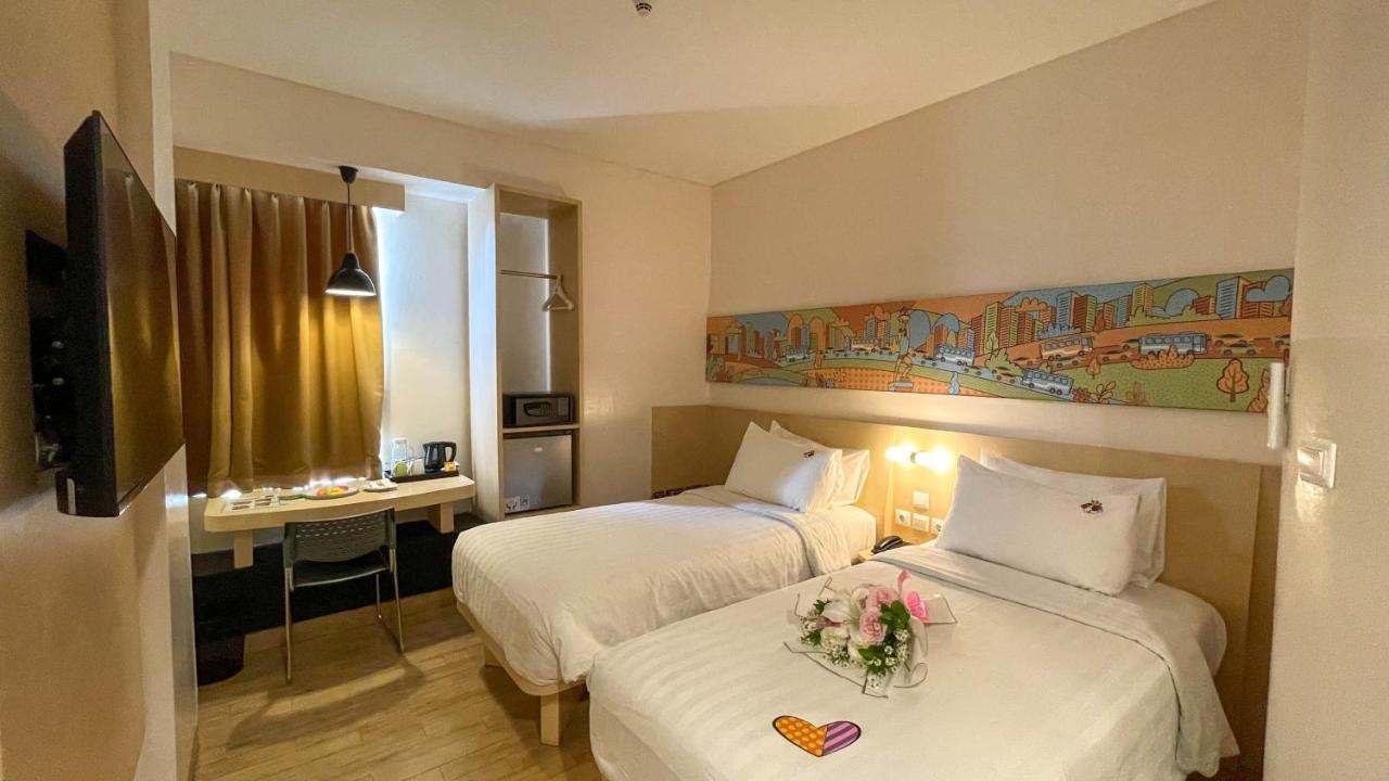 Maxone Premier Melawai Hotel จาการ์ตา ภายนอก รูปภาพ