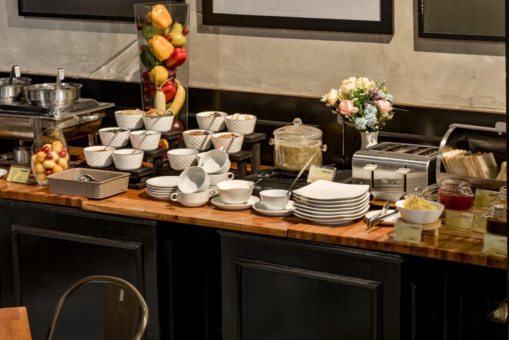 Maxone Premier Melawai Hotel จาการ์ตา ภายนอก รูปภาพ