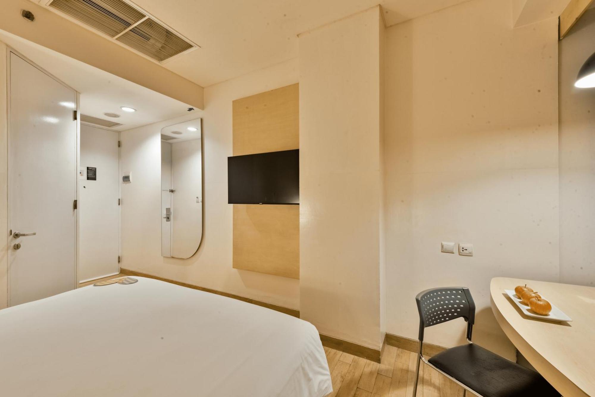 Maxone Premier Melawai Hotel จาการ์ตา ภายนอก รูปภาพ