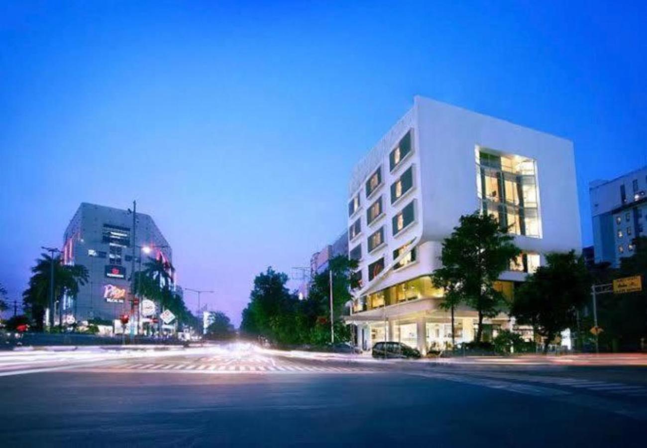Maxone Premier Melawai Hotel จาการ์ตา ภายนอก รูปภาพ
